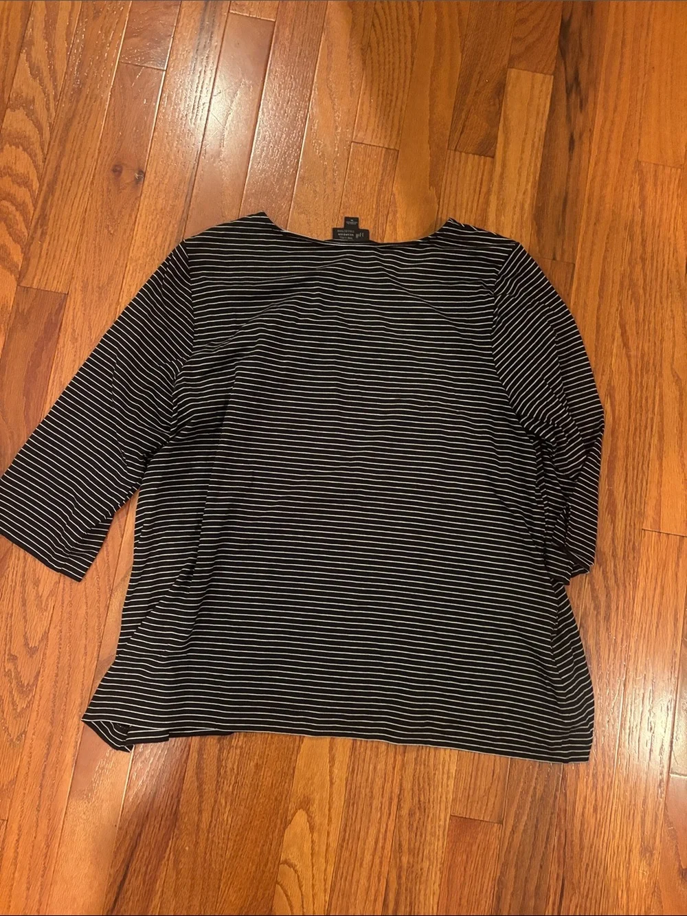 J. Jill Tops and Bag Bundle - Picture 10 of 15